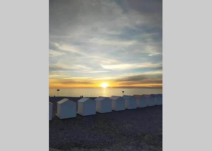 Entre Et Falaises 2 *